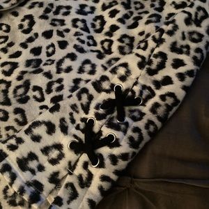 Chico’s tunic pullover